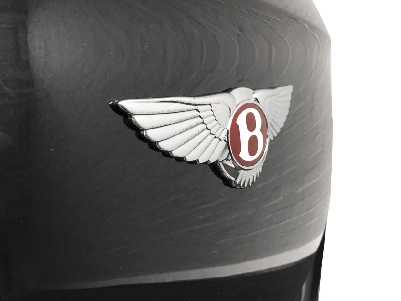 Bentley logo on car