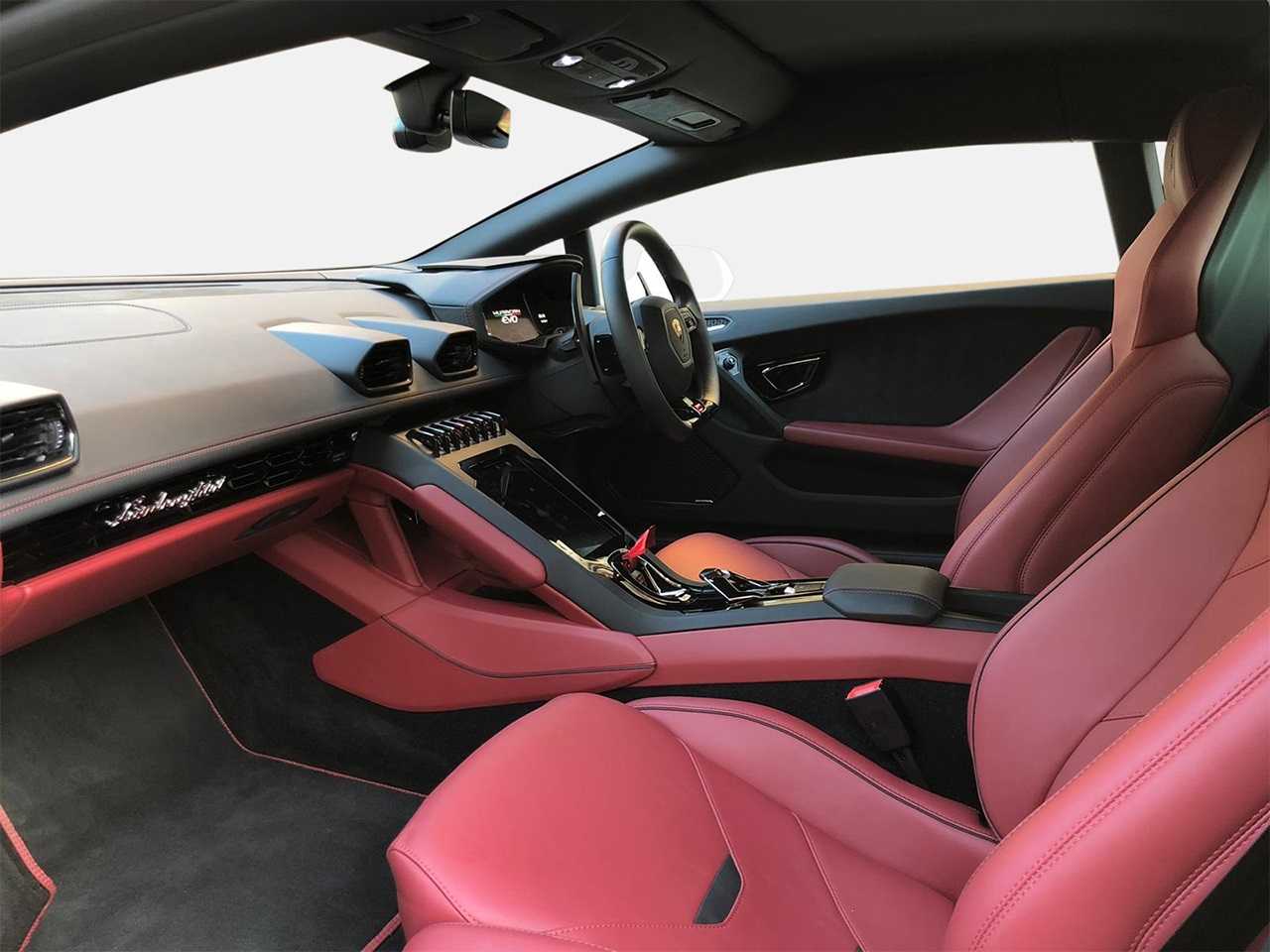 Lamborghini Huracan Evo Car renting