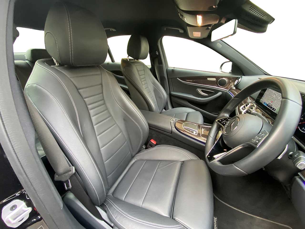 Mercedes Benz E front seats